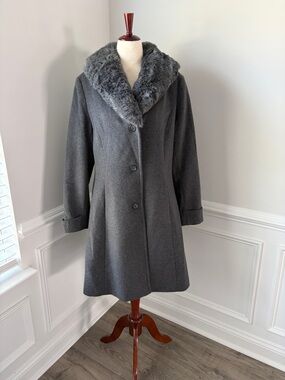 Ralph Lauren Charcoal Gray Wool Blend Coat with Faux Fur Collar